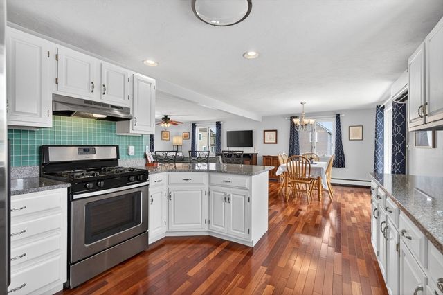 12 Wolcott, Weymouth, MA 02191