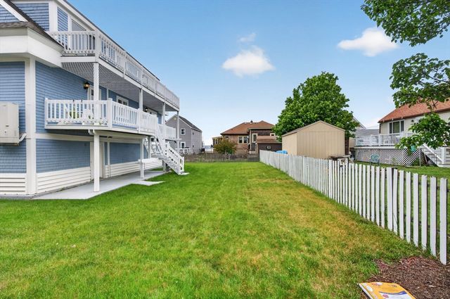 12 Wolcott, Weymouth, MA 02191