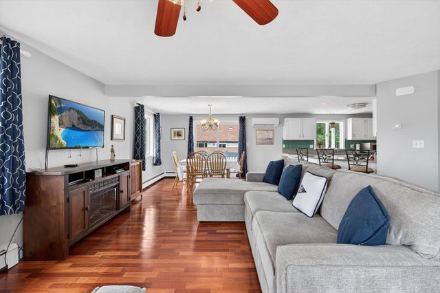 12 Wolcott, Weymouth, MA 02191