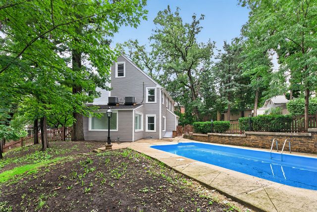 437 Highland Avenue, West Chicago, IL 60185