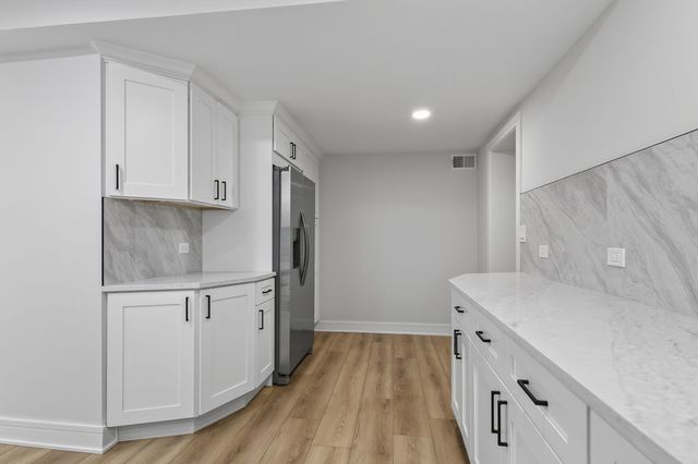 437 Highland Avenue, West Chicago, IL 60185