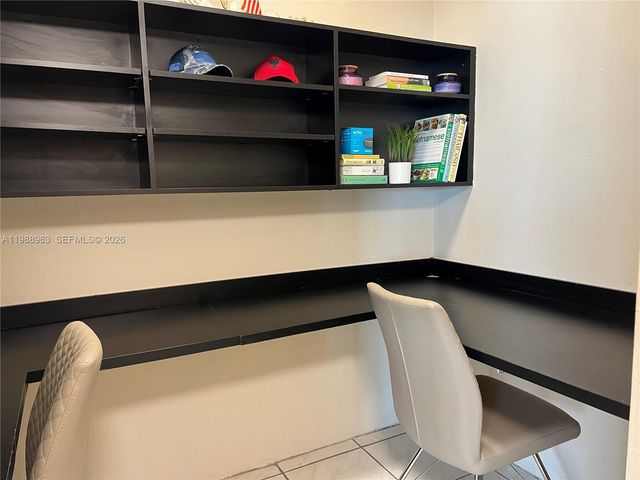 600 NE 36th St 1502, Miami, FL 33137