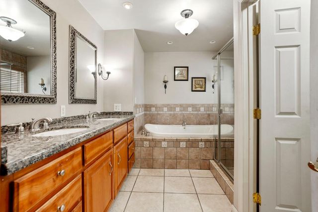 2112 Woodbury Dr, Modesto, CA 95355