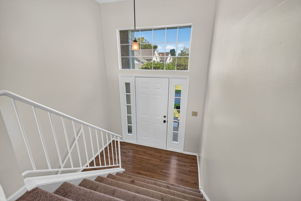358 Ashford Circle 2, Bartlett, IL 60103 — photo 2