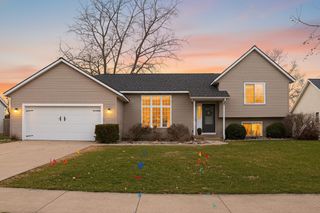 826 Meadow Drive, Wayland City, MI 49348