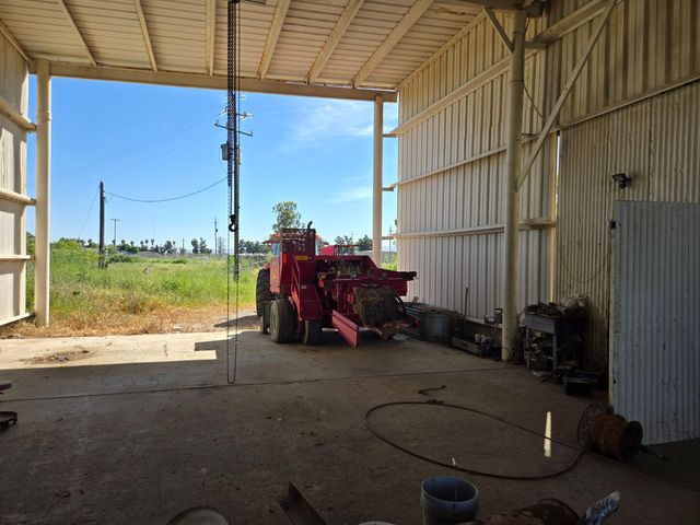 12650 S Mercy Springs Road, Los Banos, CA 95635