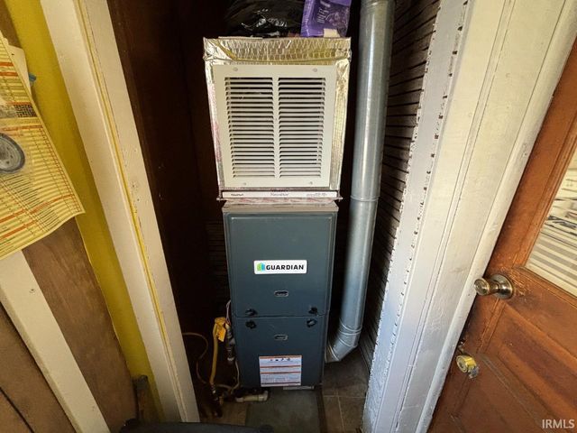 2103 E Yale Avenue, Muncie, IN 47303