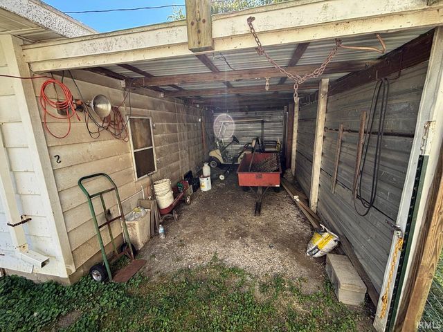 2103 E Yale Avenue, Muncie, IN 47303