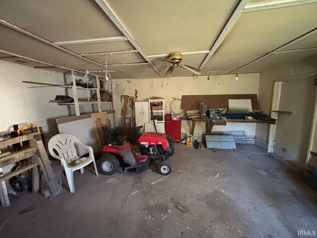 2103 E Yale Avenue, Muncie, IN 47303