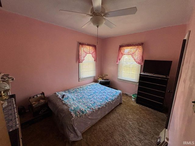 2103 E Yale Avenue, Muncie, IN 47303