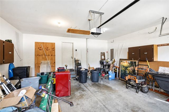 7110 Lempco Lane, Dayton, OH 45415
