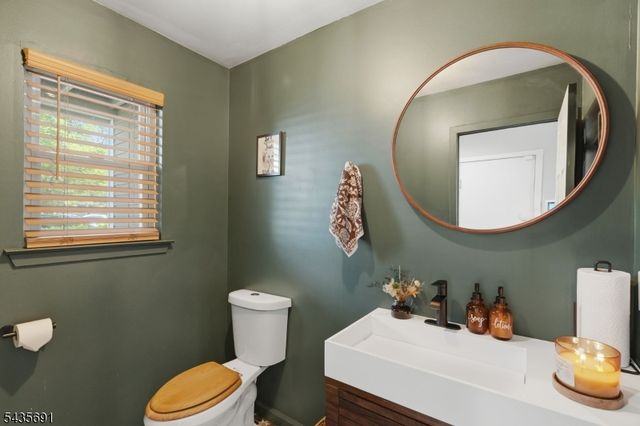 179 Northfield Rd, Bridgewater Twp., NJ 08807