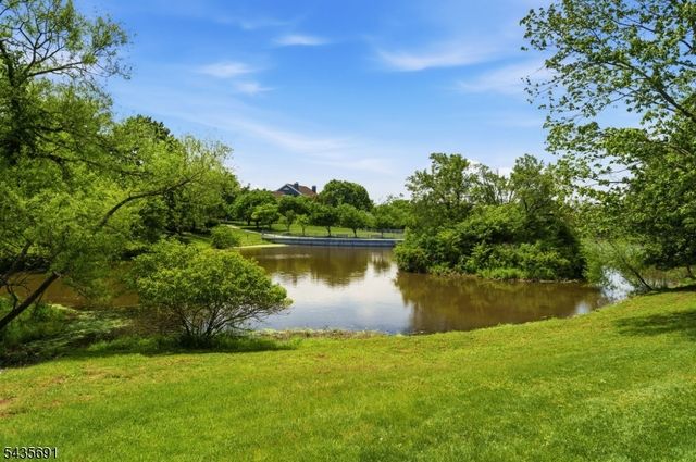 179 Northfield Rd, Bridgewater Twp., NJ 08807