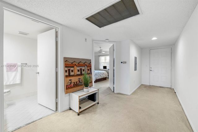 13101 SW 15th Ct 402R, Pembroke Pines, FL 33027