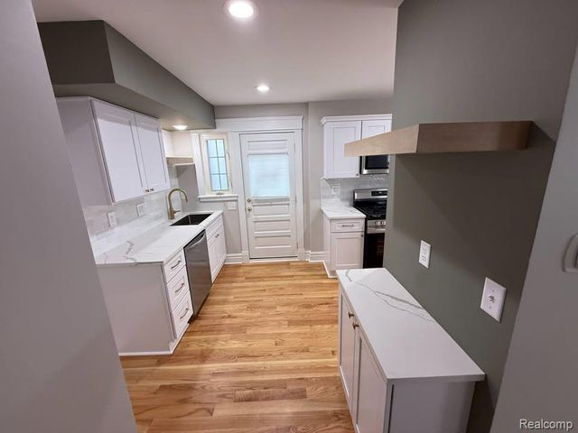 1684 Graefield Road 60, Birmingham, MI 48009