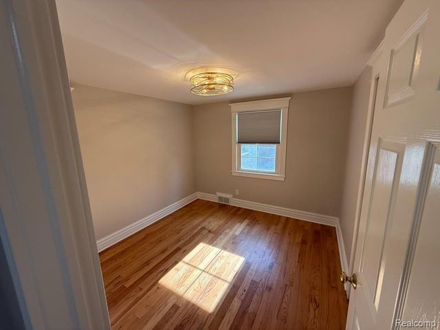 1684 Graefield Road 60, Birmingham, MI 48009