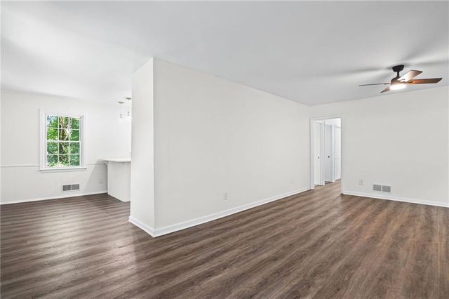 2840 Somerton Drive, Morrow, GA 30260