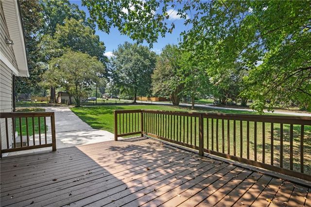 2840 Somerton Drive, Morrow, GA 30260