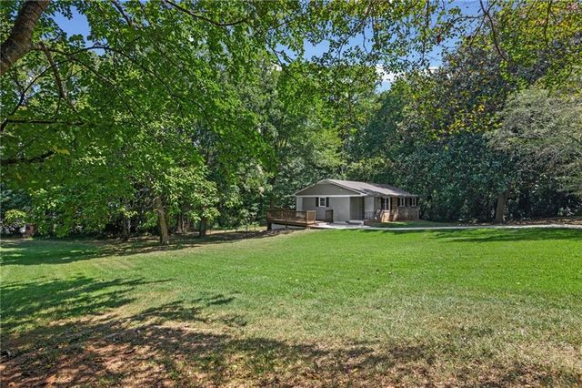 2840 Somerton Drive, Morrow, GA 30260