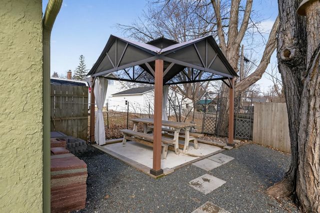 613 11th Street SE, Rochester, MN 55904