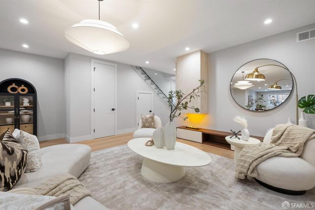 3020 25th Street, San Francisco, CA 94110