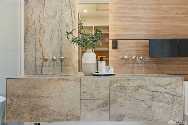 3020 25th Street, San Francisco, CA 94110