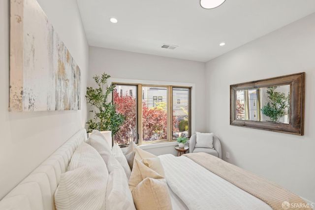 3020 25th Street, San Francisco, CA 94110