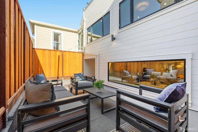 3020 25th Street, San Francisco, CA 94110