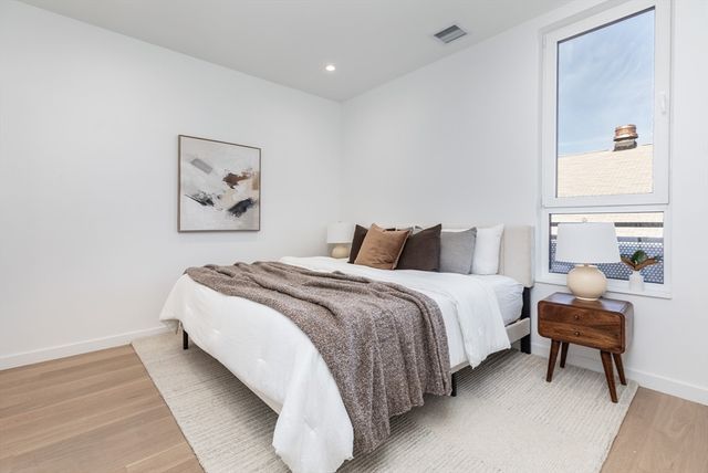 1395 Washington Street PH603, Boston, MA 02118