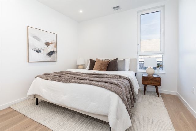 1395 Washington Street PH603, Boston, MA 02118