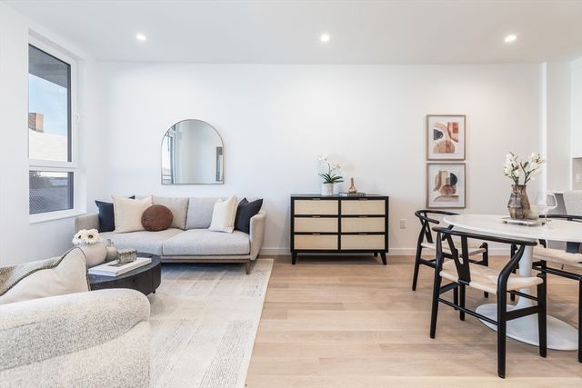 1395 Washington Street PH603, Boston, MA 02118