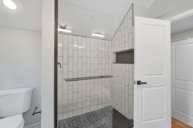 6065 Salem Rd, Anderson Twp, OH 45230