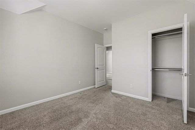 11205 SW 41st Terrace, Mustang, OK 73064