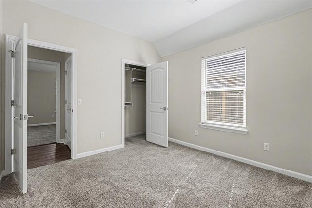 11205 SW 41st Terrace, Mustang, OK 73064