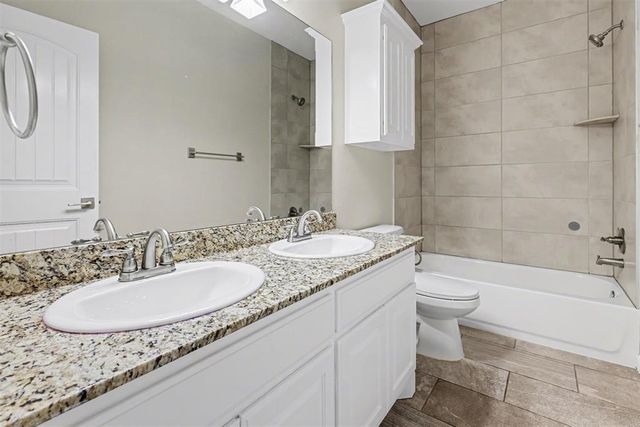 11205 SW 41st Terrace, Mustang, OK 73064