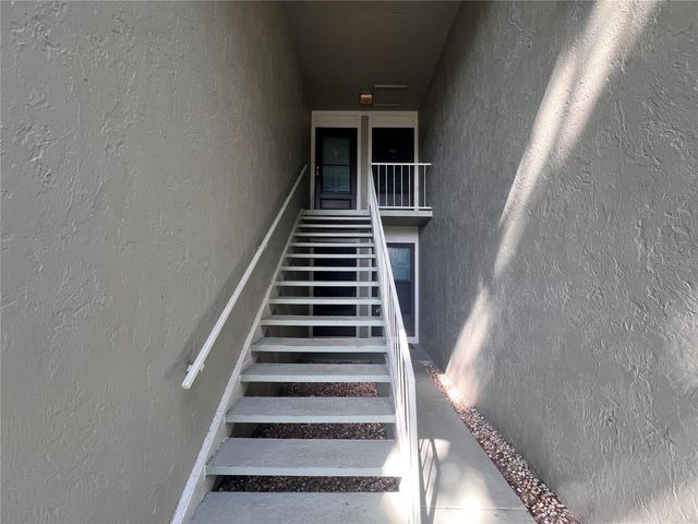 302 PALM COAST PARKWAY NE 204, Palm Coast, FL 32137