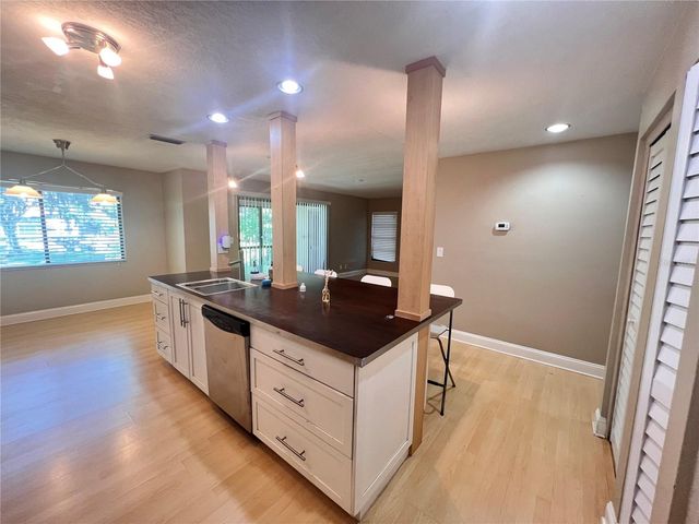 302 PALM COAST PARKWAY NE 204, Palm Coast, FL 32137