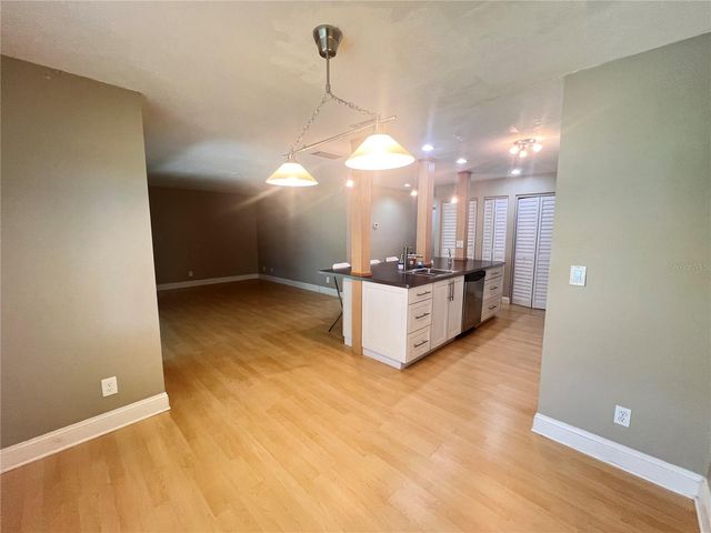 302 PALM COAST PARKWAY NE 204, Palm Coast, FL 32137