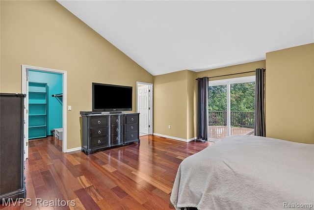 3793 Lakeridge Court, Lake Orion, MI 48360