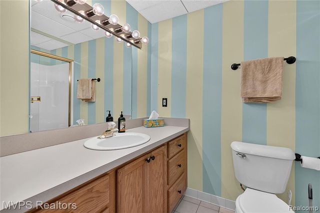 3793 Lakeridge Court, Lake Orion, MI 48360