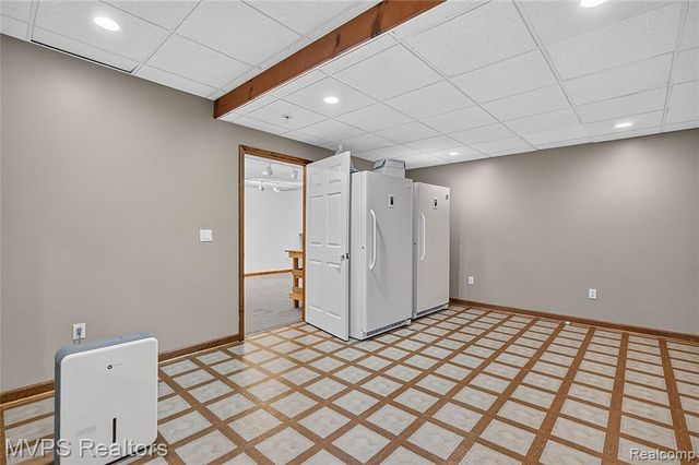 3793 Lakeridge Court, Lake Orion, MI 48360