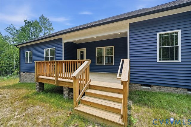 239 Bumpass Rd, Bumpass, VA 23024