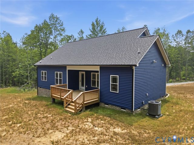 239 Bumpass Rd, Bumpass, VA 23024