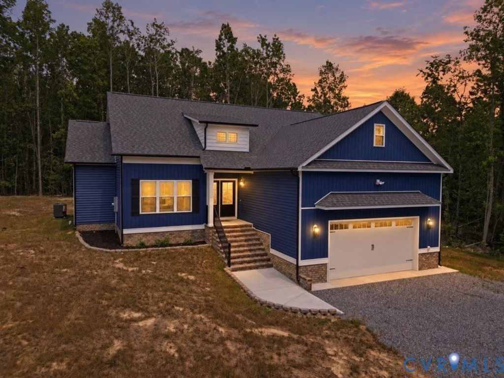 239 Bumpass Rd, Bumpass, VA 23024