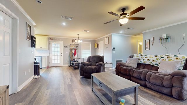 3725 Farmridge Road, Keithville, LA 71047