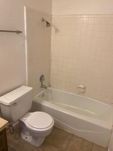 4816 66th Street, B, Lubbock, TX 79414