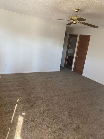 4816 66th Street, B, Lubbock, TX 79414