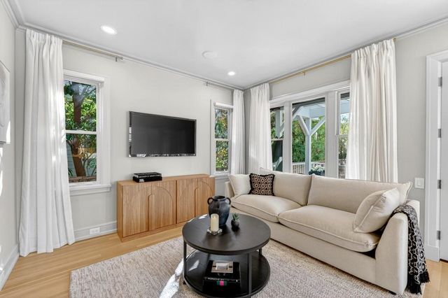 117 Edelen Avenue, Los Gatos, CA 95030