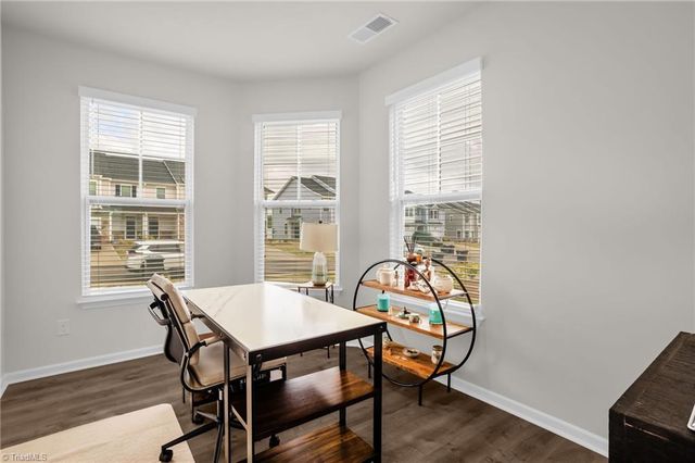 1230 Evelynnview Lane, Kernersville, NC 27284