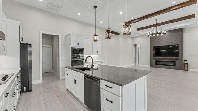 2729 SUNRISE LANDING LANE, Lakeland, FL 33812